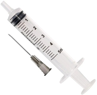 SERINGA - 5 ML COM AGULHA